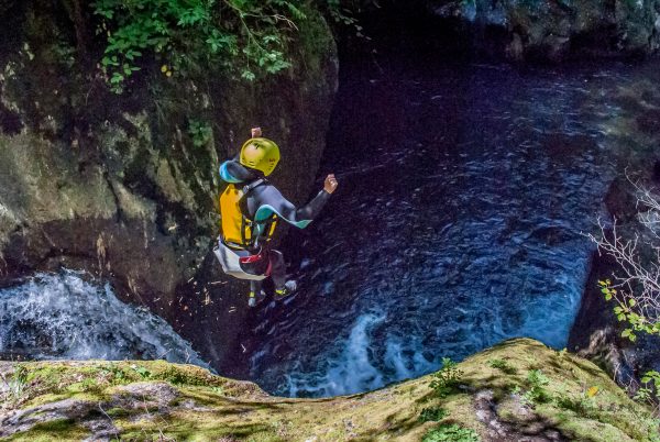 Canyoning Porumbacu Outdoor-Events.ro